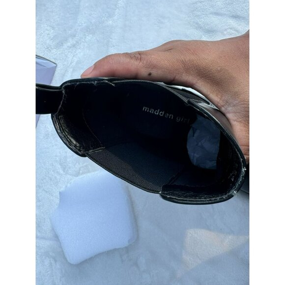 Madden girl black ankle Chelsea Tessa boots pull on chunky lug sole NWB size - Picture 7 of 8